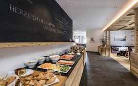 Das Frühstücksbuffet - Foto: Hannes Niederkofler